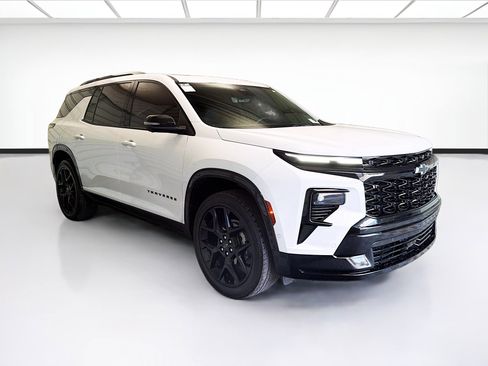 Used 2024 Chevrolet Traverse RS AWD/4WD image 3