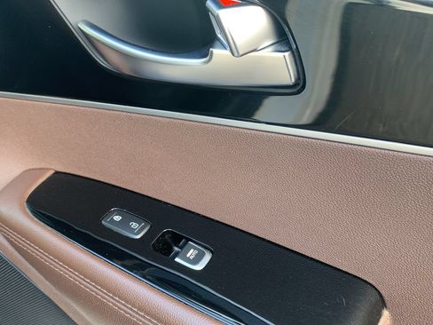 Used 2019 Kia Sorento SX w/ SX Touring Package FWD image 34