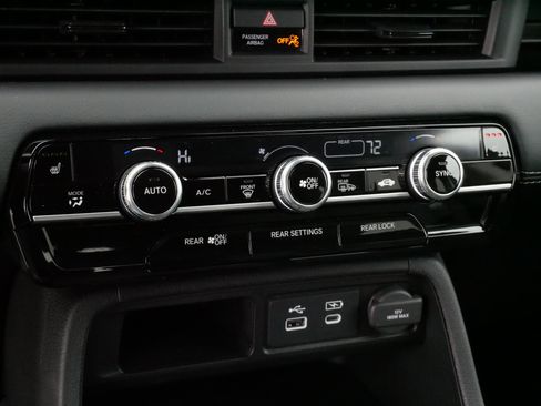 Certified 2025 Honda Pilot EX-L image 23