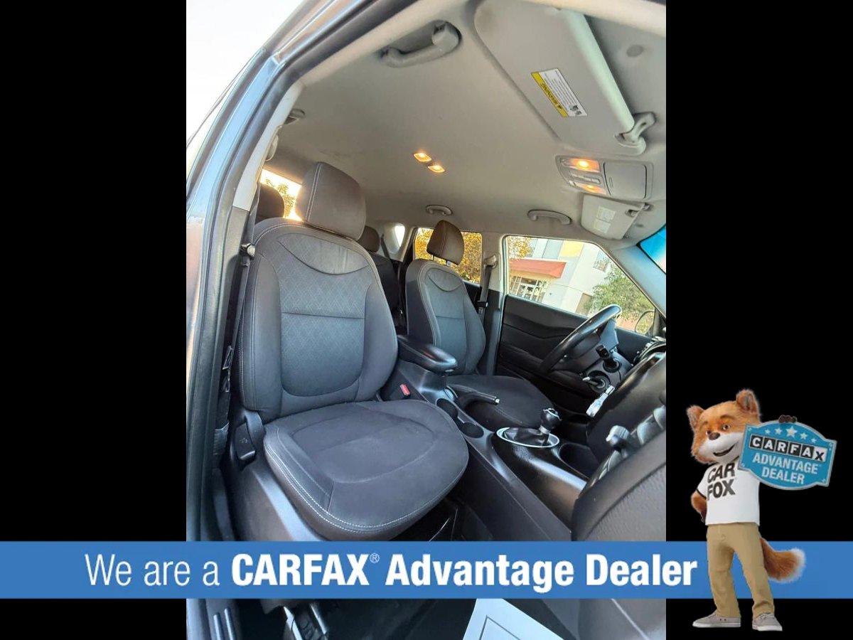 Used 2018 Kia Soul FWD image 31