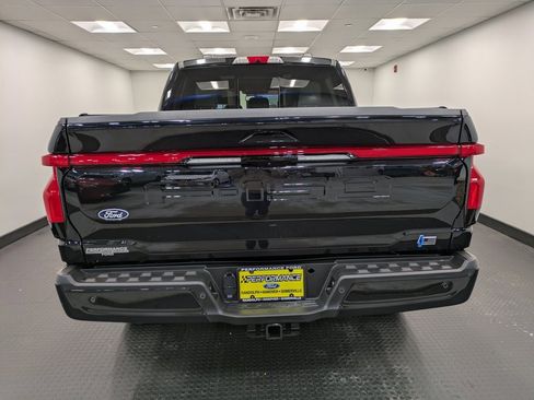 Used 2025 Ford F150 Lightning Platinum image 5