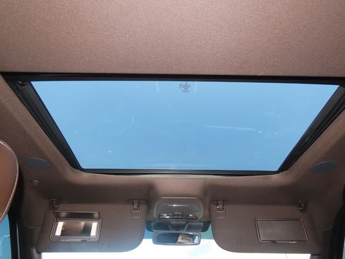 Used 2025 Ford F250 King Ranch w/ Chrome Package AWD/4WD image 23