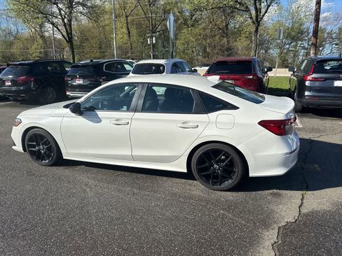 Used 2023 Honda Civic Sport image 23