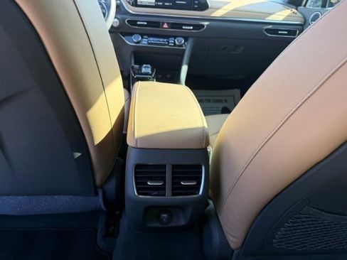 Used 2021 Hyundai Sonata Limited image 15