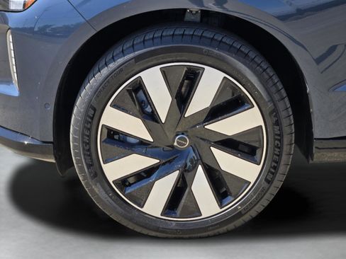 New 2025 Volvo EX90 Plus w/ Protection Package Premier image 31