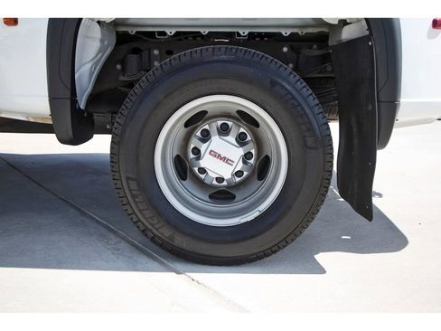 Used 2024 GMC Sierra 3500 Pro image 30