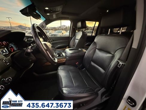 Used 2020 Chevrolet Suburban Premier image 14