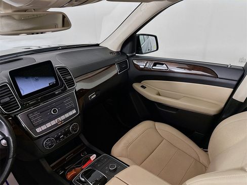 Certified 2019 Mercedes-Benz GLS 550 4MATIC image 24