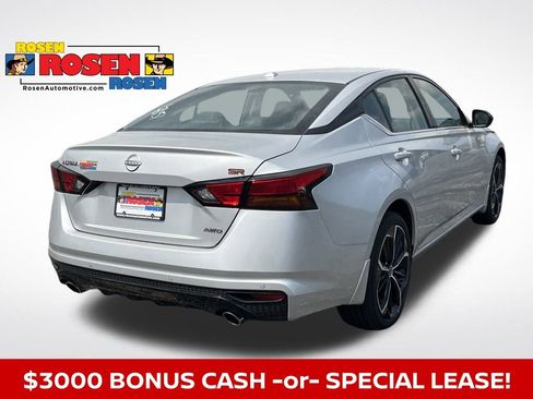 New 2025 Nissan Altima 2.5 SR w/ SR Premium Package image 5
