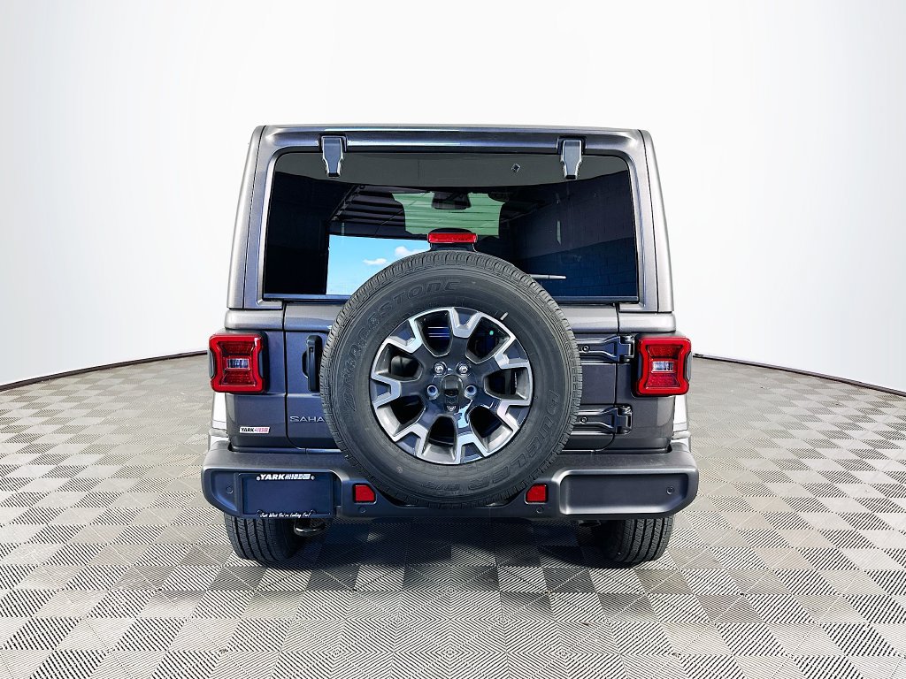 New 2026 Jeep Wrangler Unlimited Sahara AWD/4WD image 9