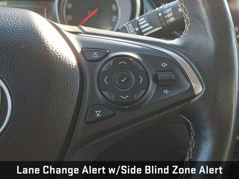 Used 2018 Buick Regal Essence w/ Driver Confidence Package #1 image 27