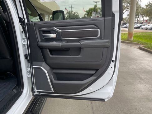New 2024 RAM 2500 Laramie w/ Night Edition AWD/4WD image 26