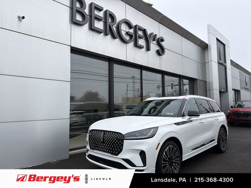 Used Lincoln Aviator Black Label for Sale in Willow Grove, PA