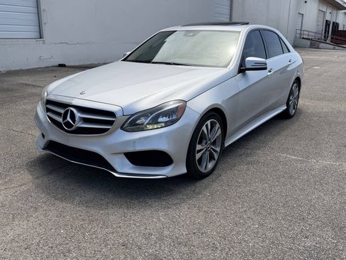 Used 2014 Mercedes-Benz E 350 Sedan image 29