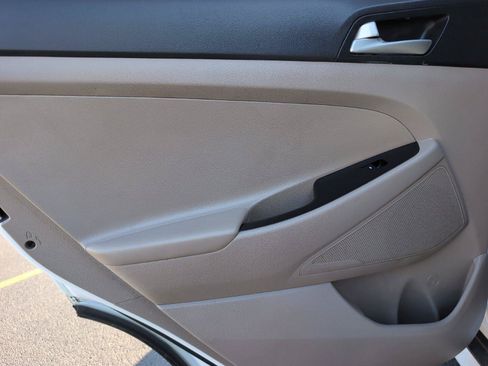 Used 2021 Hyundai Tucson SEL FWD image 33