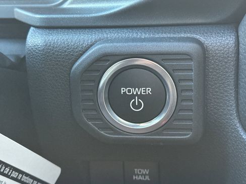 Certified 2025 Toyota Land Cruiser Base image 30