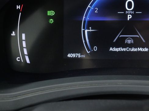 Used 2024 Toyota Grand Highlander XLE image 41