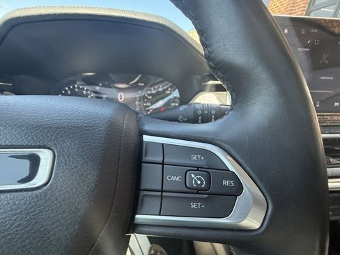 Used 2022 Jeep Compass Latitude w/ Sun and Sound Group AWD/4WD image 21