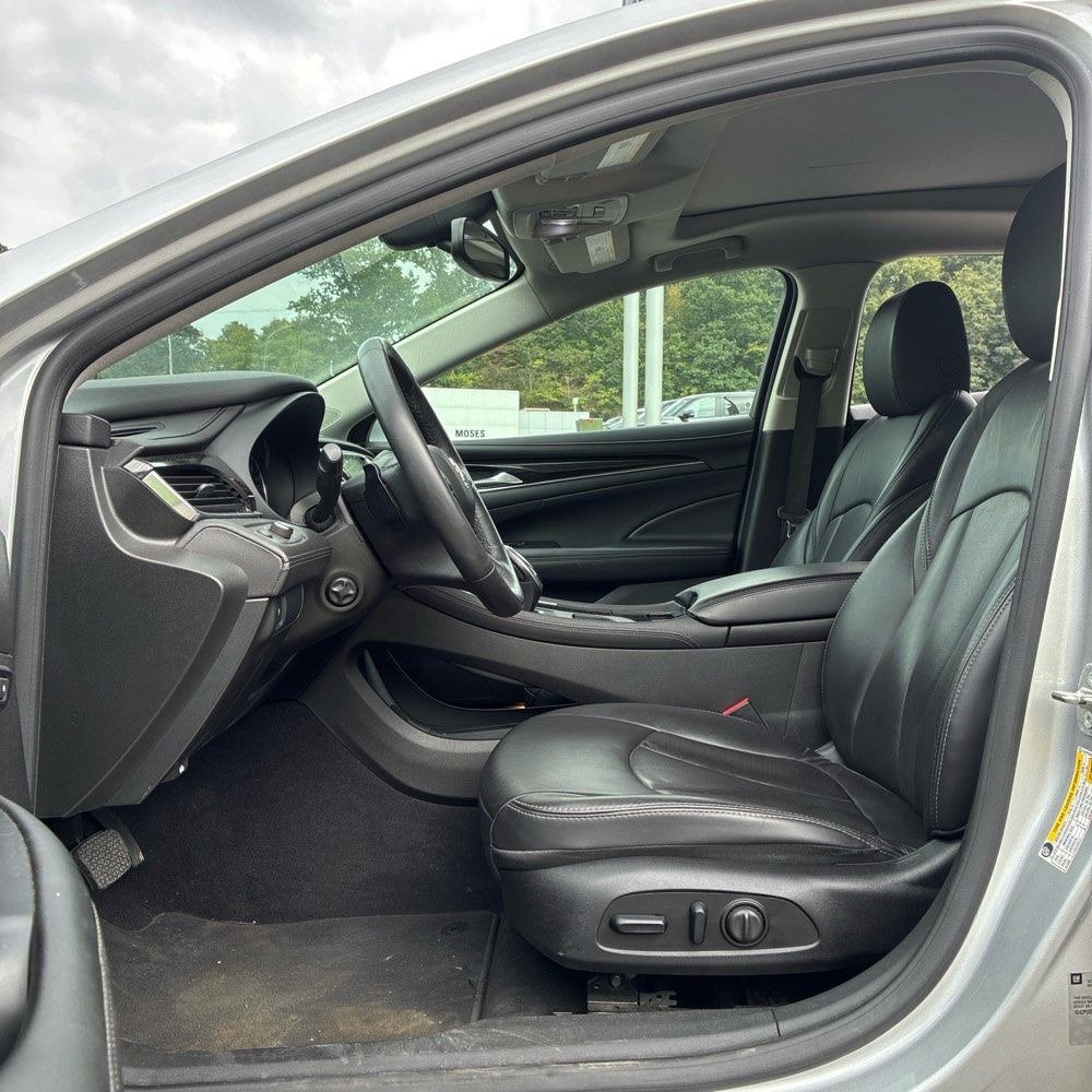 Used 2017 Buick LaCrosse Essence w/ Sun and Shade Package FWD image 5