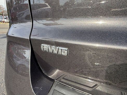 Used 2016 Chevrolet Traverse LT image 6