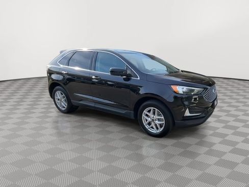 Used 2024 Ford Edge SEL AWD/4WD image 2