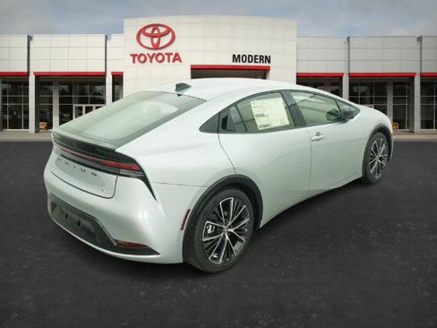 New 2026 Toyota Prius XLE image 22