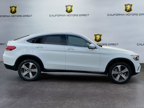 Used 2023 Mercedes-Benz GLC 300 4MATIC Coupe image 4