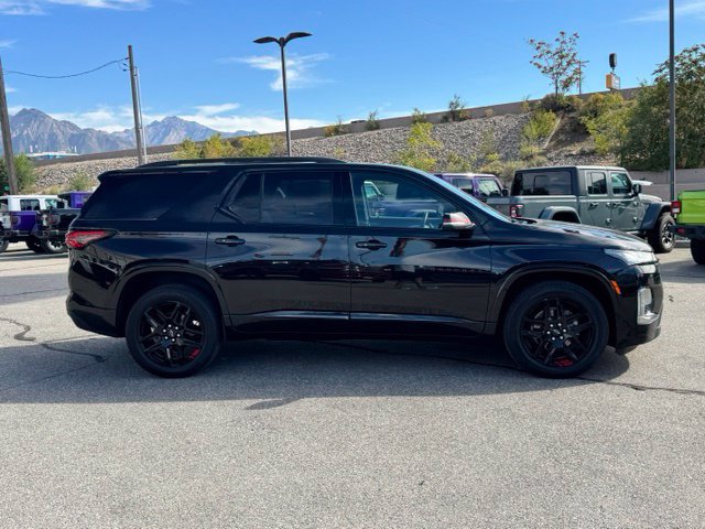 Used 2023 Chevrolet Traverse Premier w/ Redline Edition AWD/4WD image 10