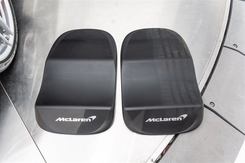 Used 2024 McLaren 750S Spider RWD image 58