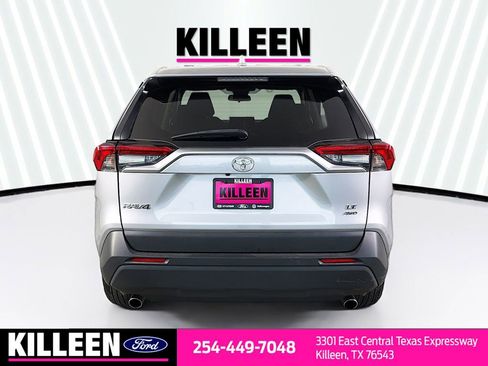 Used 2024 Toyota RAV4 LE image 7