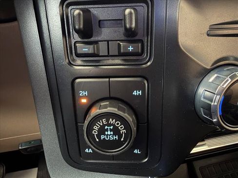 Used 2022 Ford F150 Lariat w/ Equipment Group 502A High AWD/4WD image 20