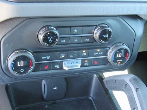 Used 2023 Ford Bronco Big Bend image 21