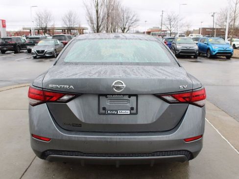 Used 2022 Nissan Sentra SV w/ All-Weather Package image 8