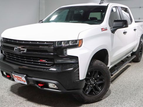 Used 2021 Chevrolet Silverado 1500 LT Trail Boss w/ Convenience Package II image 33