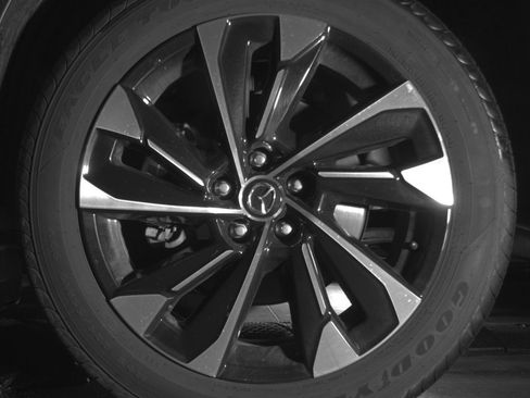 Used 2025 MAZDA CX-50 2.5 Hybrid w/ Premium Plus Pkg image 12