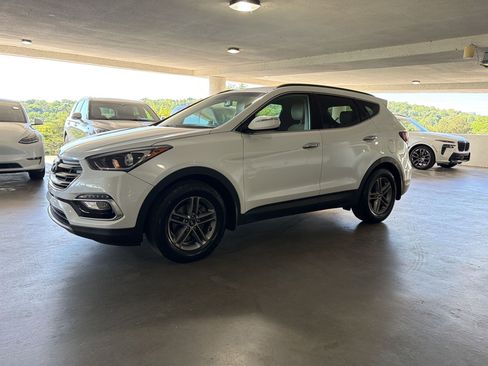 Used 2017 Hyundai Santa Fe Sport FWD image 12