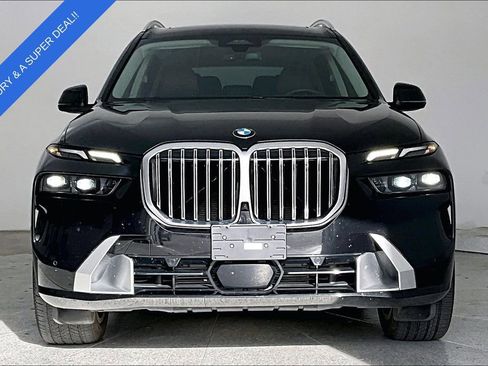 Used 2025 BMW X7 xDrive40i image 6