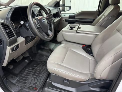 Used 2022 Ford F350 XL w/ Power Equipment Group AWD/4WD image 10