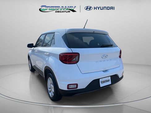 New 2026 Hyundai Venue SE image 7