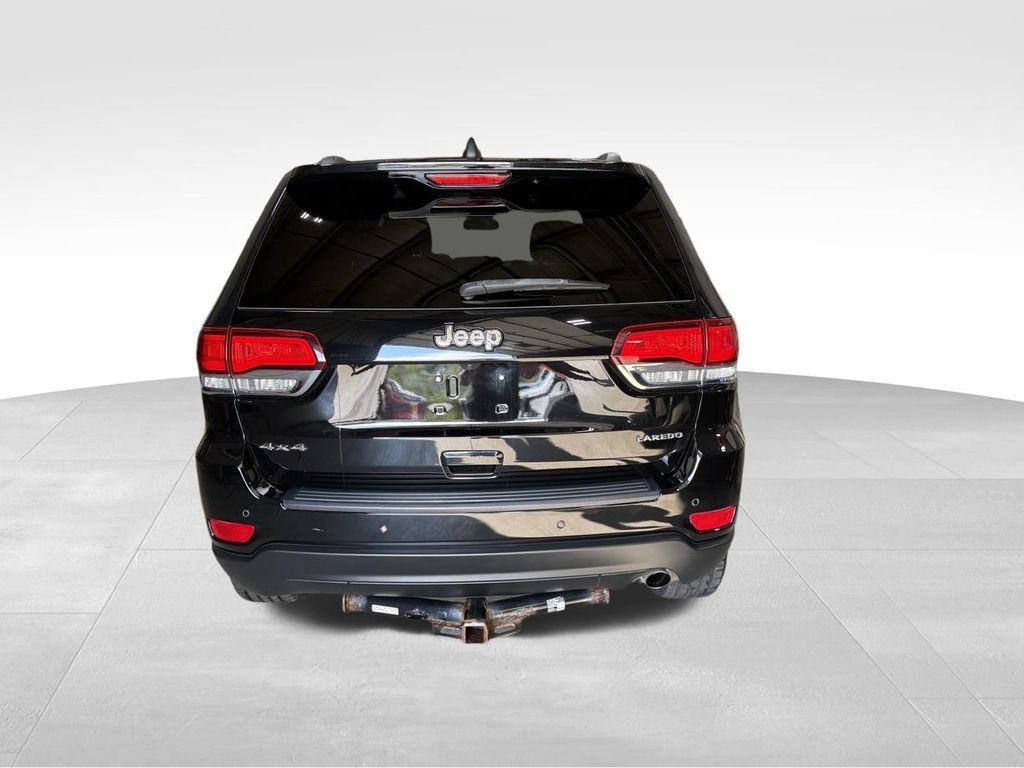 Certified 2020 Jeep Grand Cherokee Laredo AWD/4WD image 42