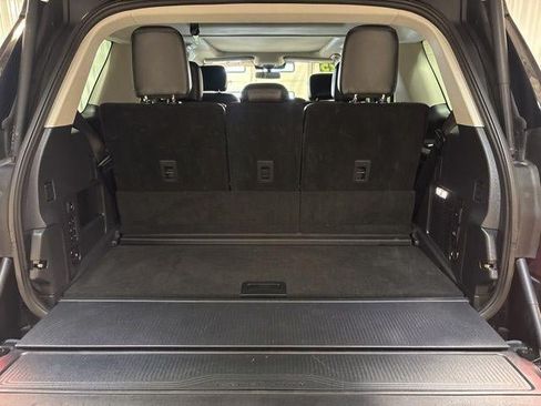 Used 2025 Ford Expedition Platinum AWD/4WD image 30