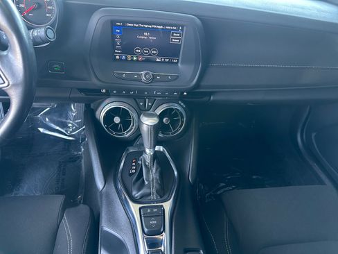 Used 2023 Chevrolet Camaro LT RWD image 11