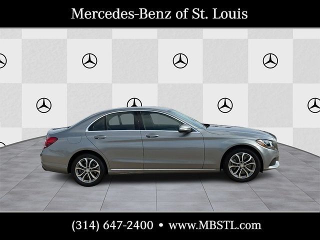 Used 2015 Mercedes-Benz C 300 4MATIC Sedan image 2