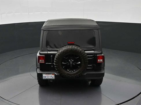 Used 2021 Jeep Wrangler Unlimited Sport AWD/4WD image 22