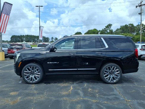 New 2026 GMC Yukon Denali Ultimate AWD/4WD image 1