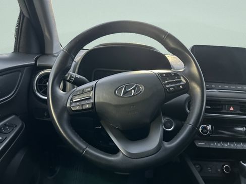 Used 2022 Hyundai Kona Limited image 19