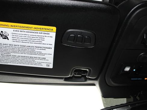 Used 2025 Ford Bronco Badlands AWD/4WD image 23