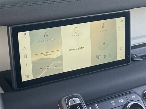 Used 2021 Land Rover Defender 110 SE image 13