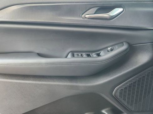 New 2025 Jeep Grand Cherokee L Laredo AWD/4WD image 16