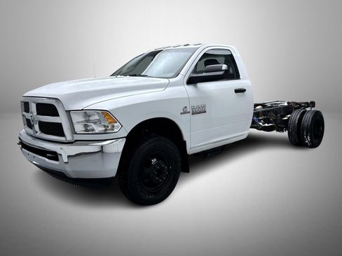 Used 2018 RAM 3500 4x4 Regular Cab DRW image 1